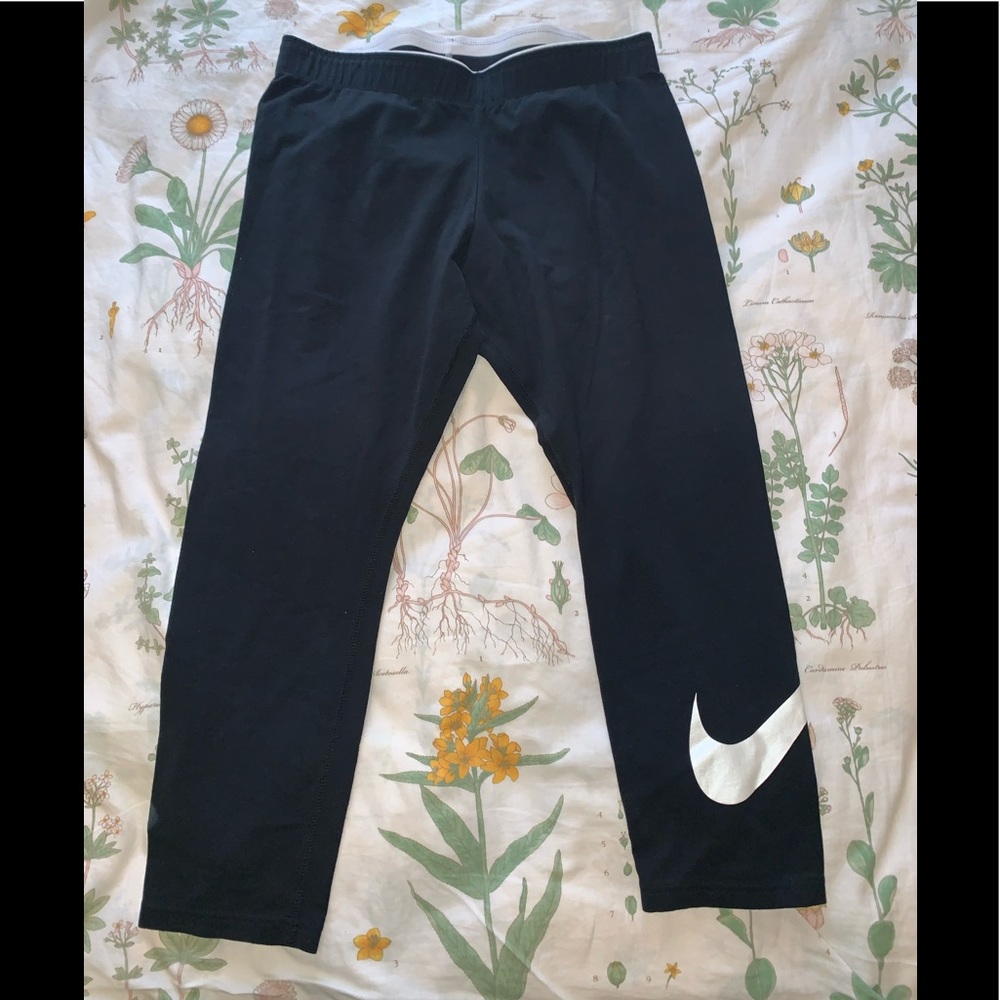 Nike crop leggings
